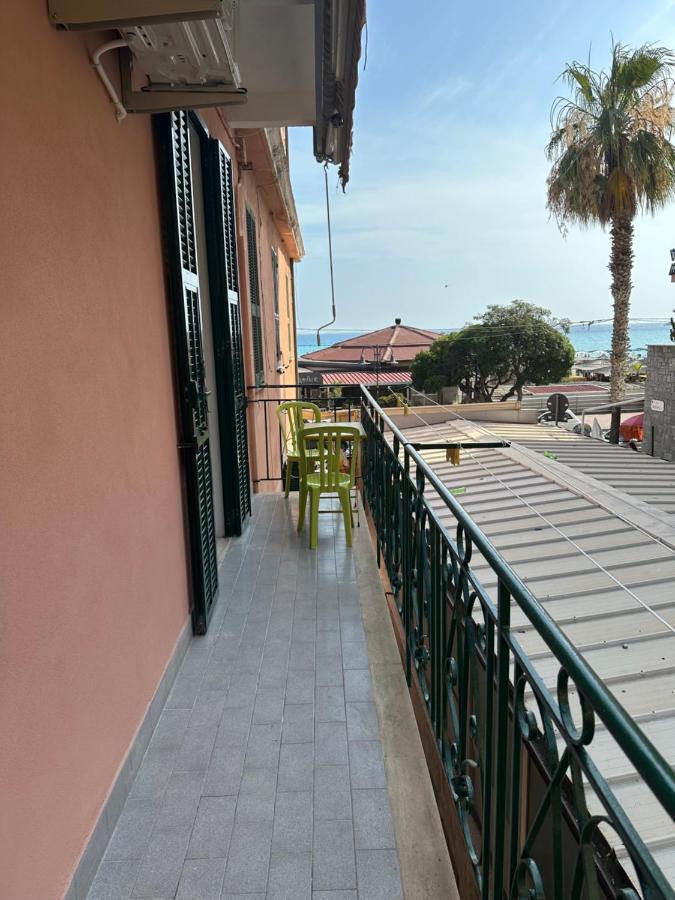 Ferienwohnung Casa Angela Vista Mare Ventimiglia Exterior foto